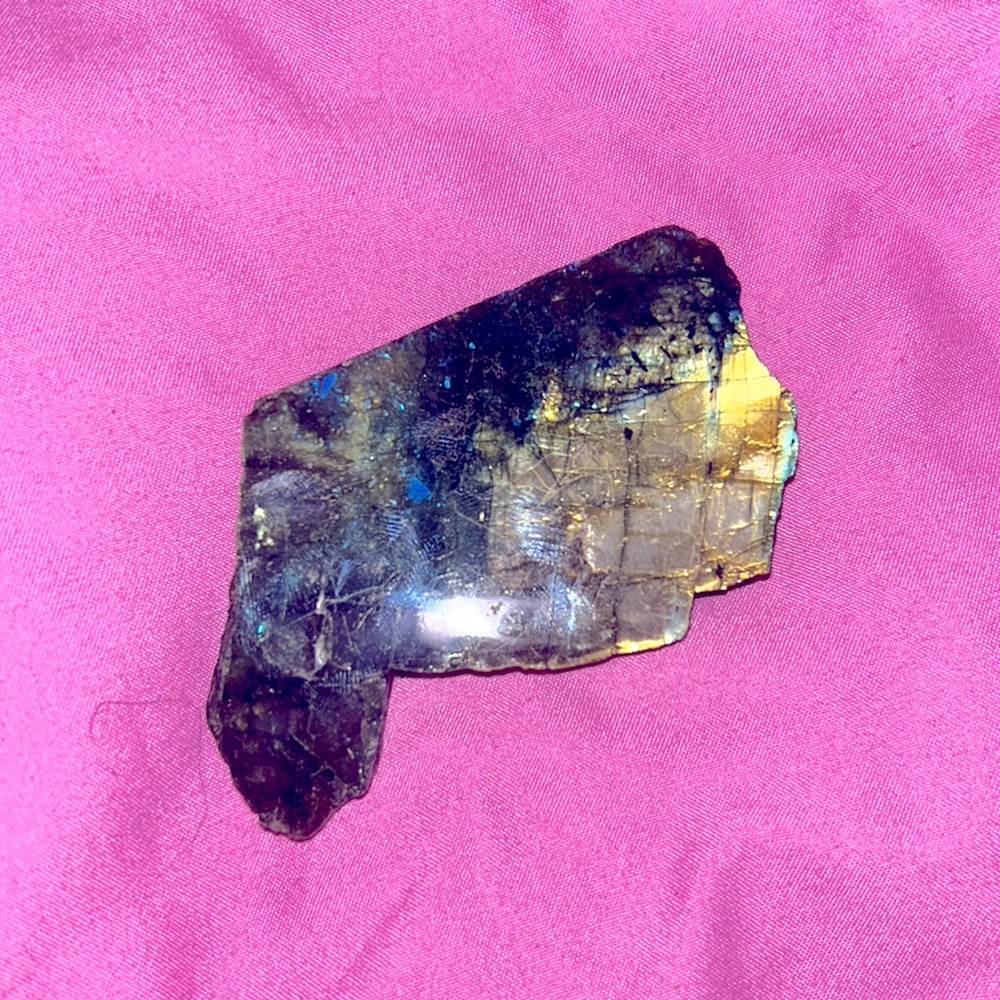 Authentic Labradorite Crystal 🔮